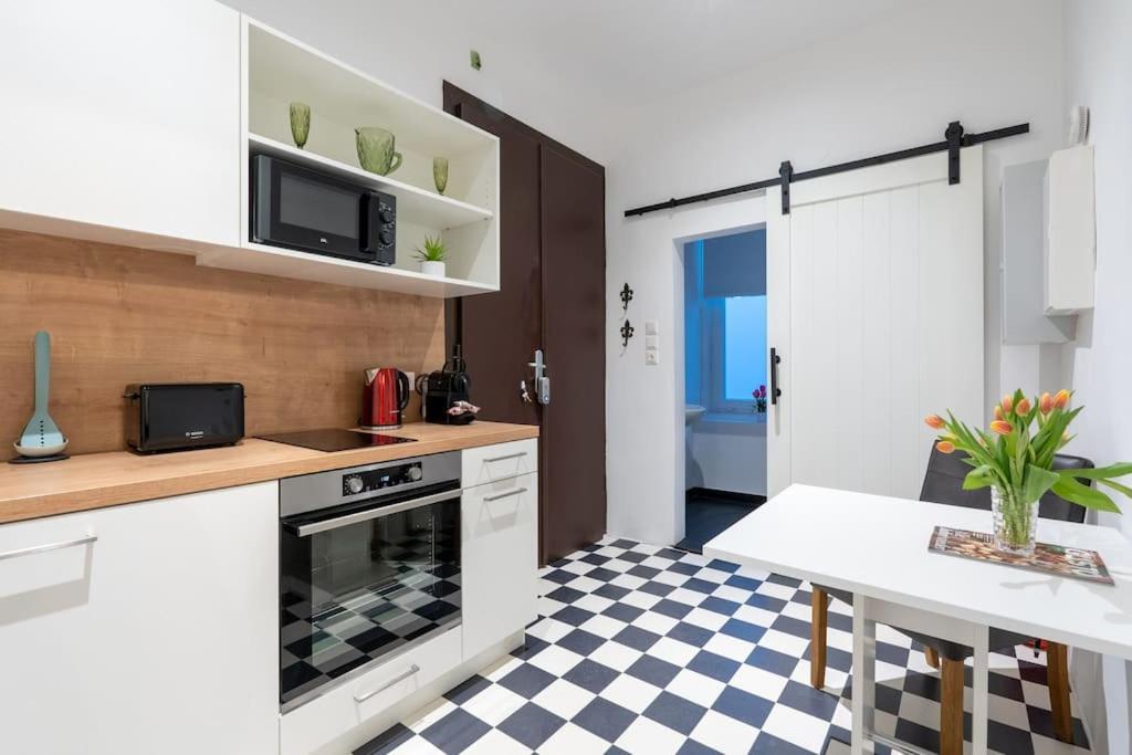 Practical 1Br Flat By Center By Hm Apartment Vienna Exterior photo