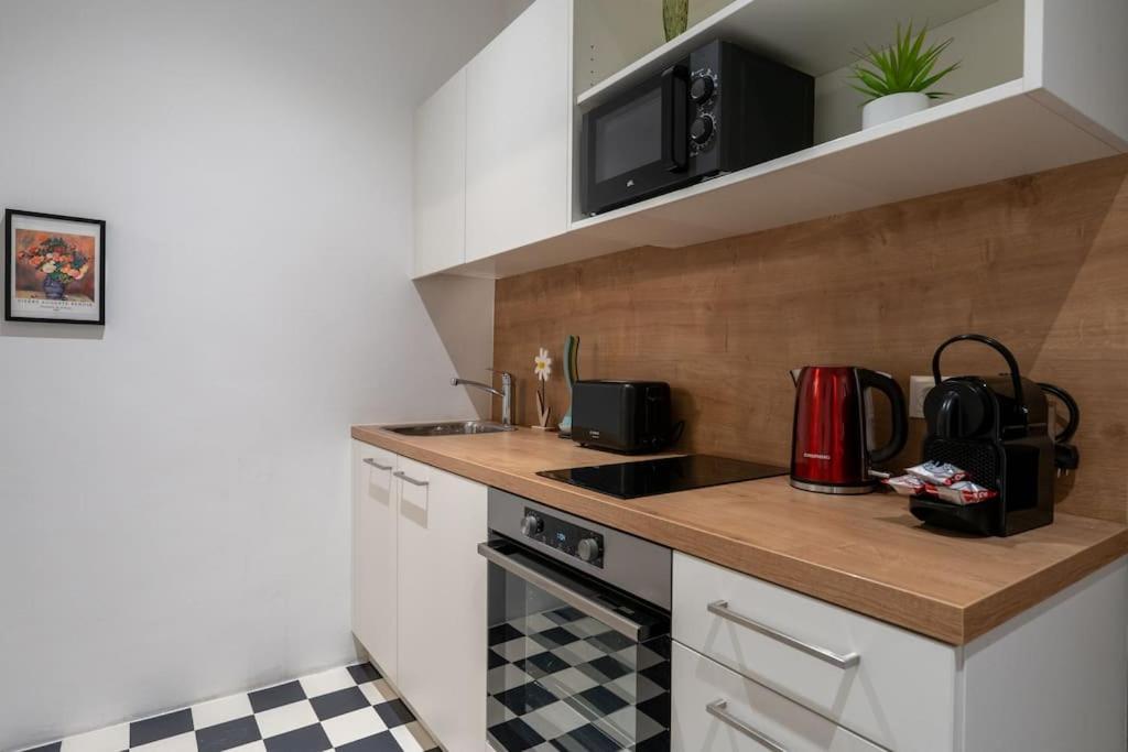 Practical 1Br Flat By Center By Hm Apartment Vienna Exterior photo